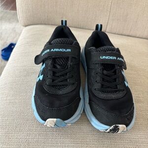 Under Armour Kids Black and Light Blue Sneakers